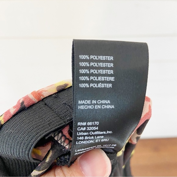 Urban Outfitters | Marisol Black Floral Hanky Hem Midi Skirt Size Medium - Picture 14 of 14